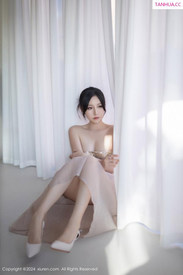 鱼子酱fish  [XiuRen]高清写真图 2024.11.22 No.9492 鱼子酱Fish 美腿性感第64张图片